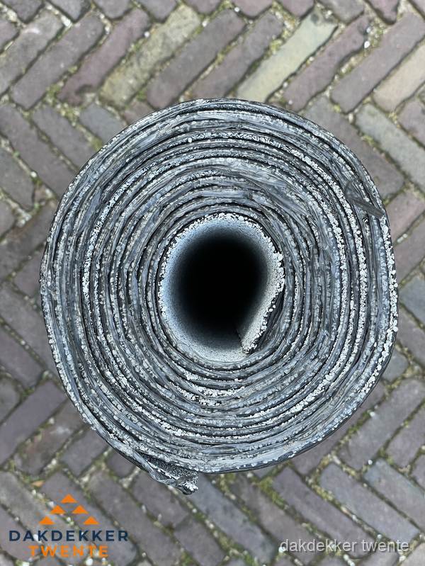 Rol EPDM dakbedekking materiaal voor plat dak in Twente
