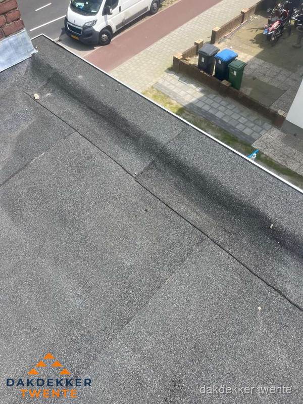 Kosten dakisolatie: plat dak met bitumen dakbedekking in Twente Kosten dakisolatie: plat dak met bitumen dakbedekking in Twente